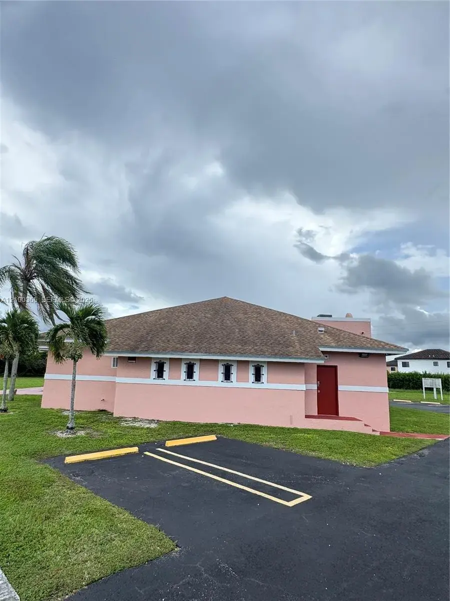22801 SW 117th Ave, Miami FL 33170