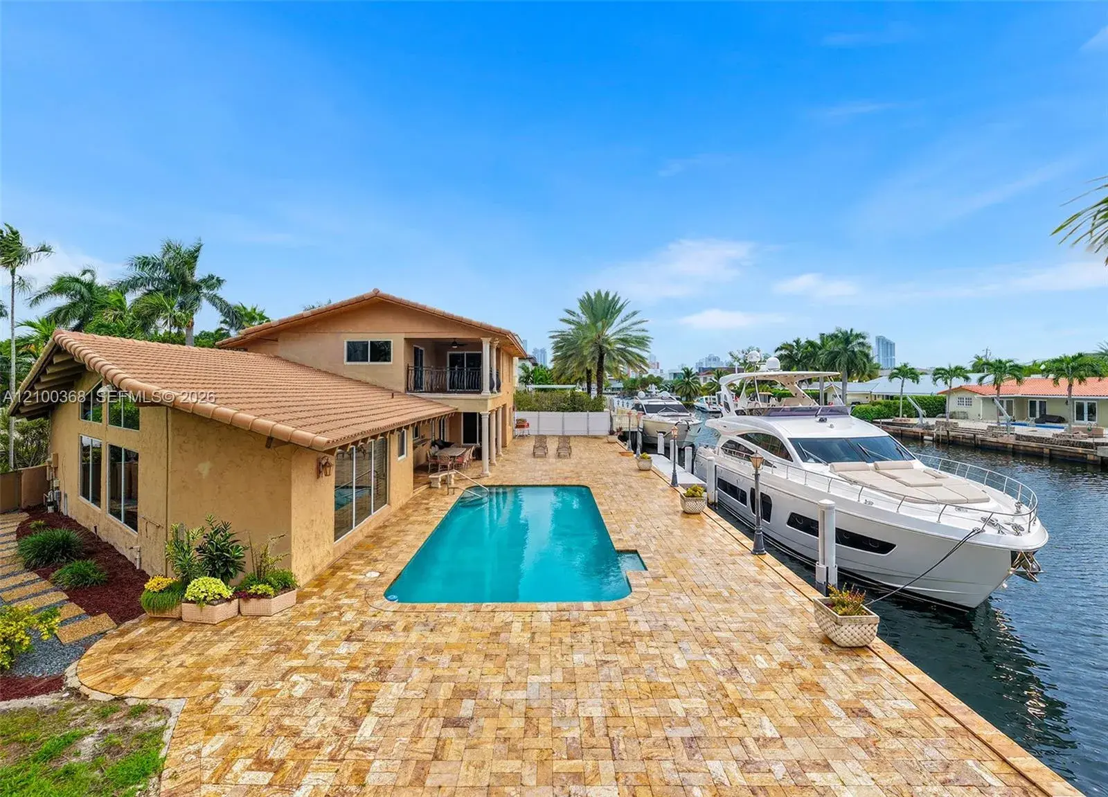 3224 NE 167th St, North Miami Beach FL 33160