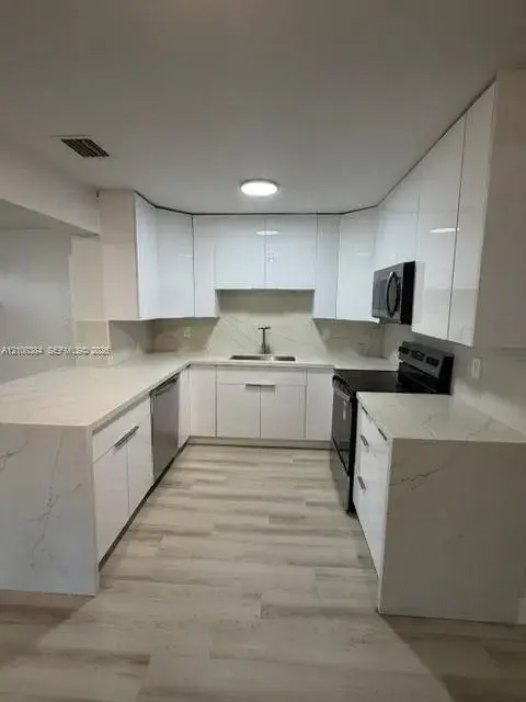 3100 SW 67th Ter, Miramar FL 33023