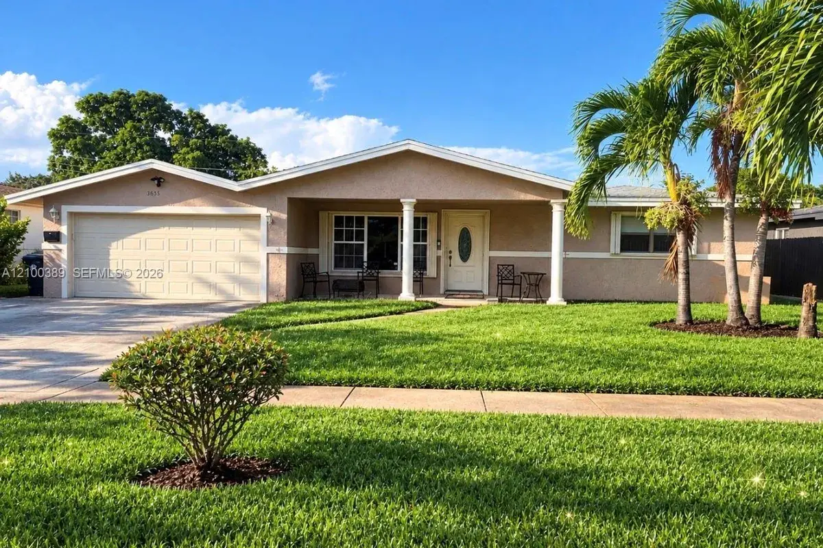 3851 SW 11th St, Fort Lauderdale FL 33312