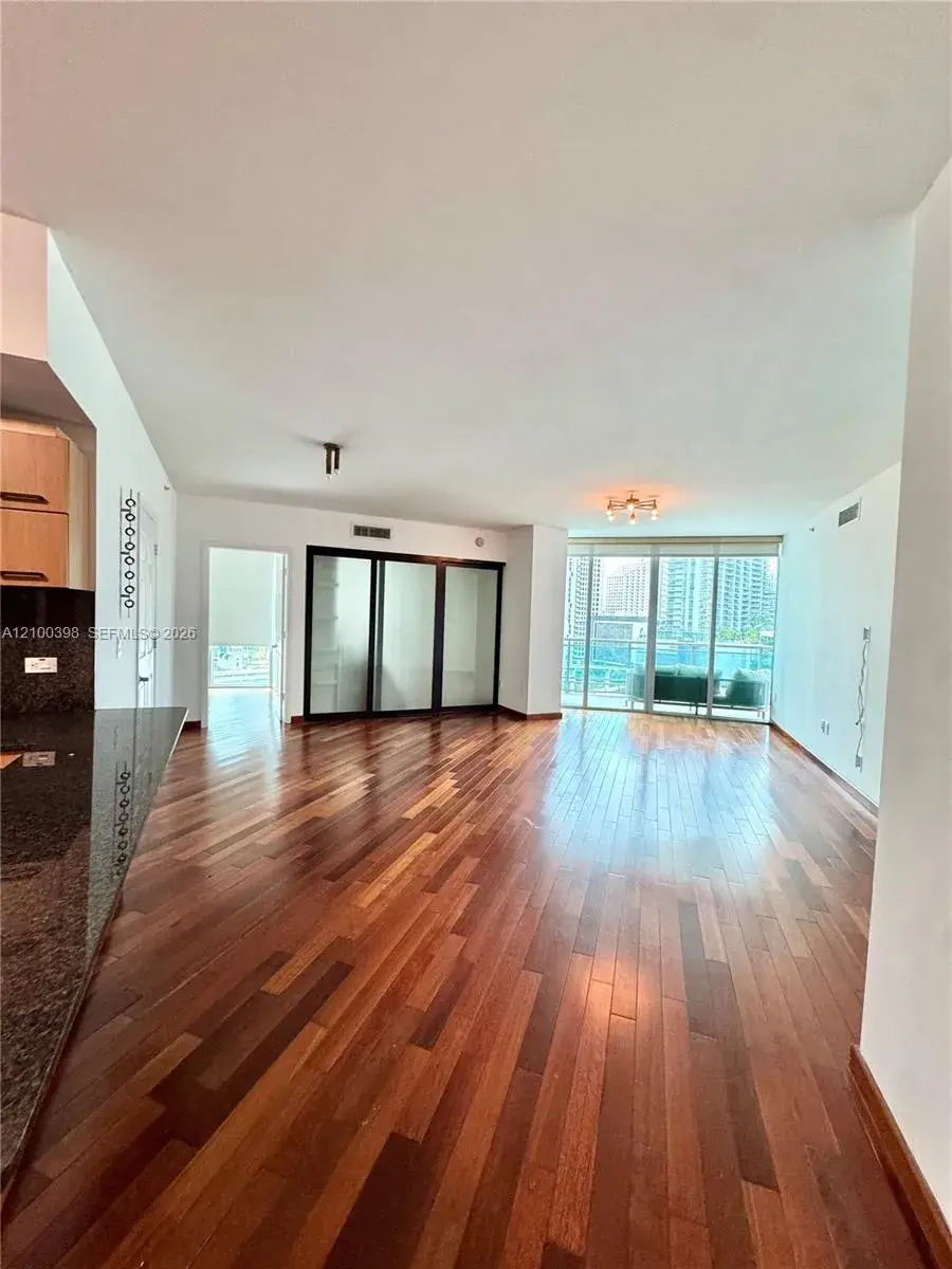 350 S Miami Ave # 1502, Miami FL 33130