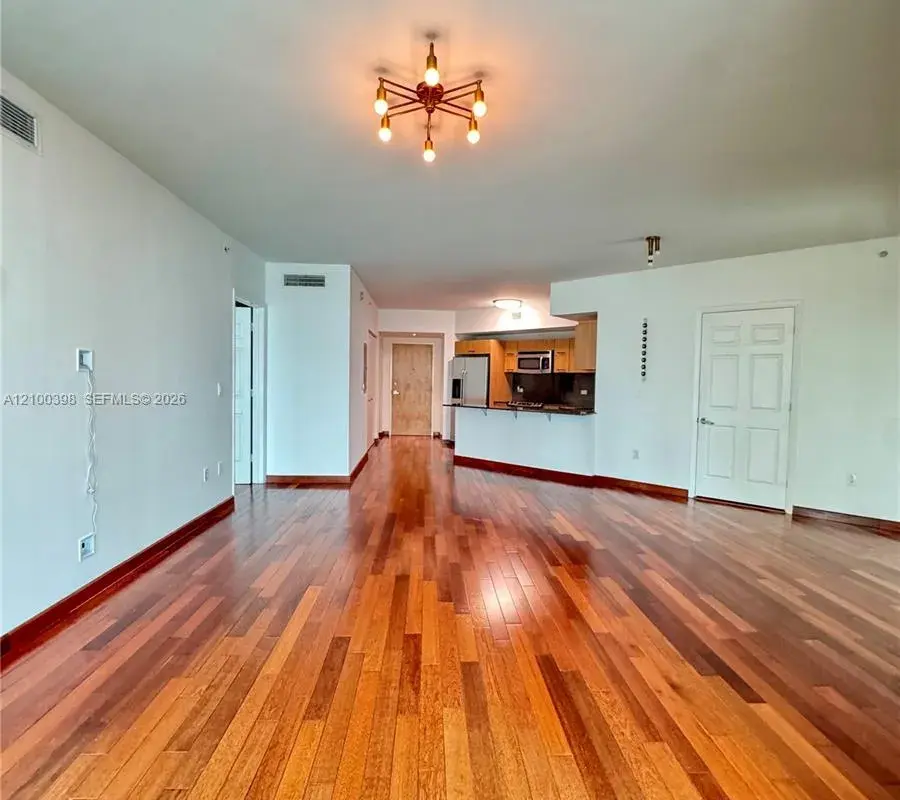 350 S Miami Ave # 1502, Miami FL 33130