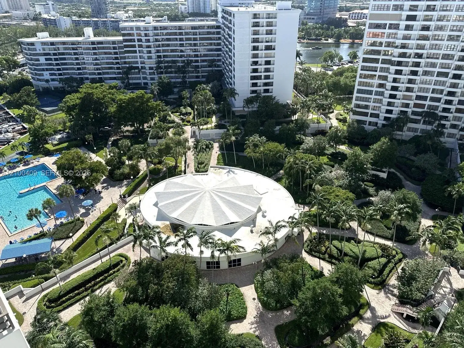 2500 Parkview Dr # 2018, Hallandale Beach FL 33009 photo 4