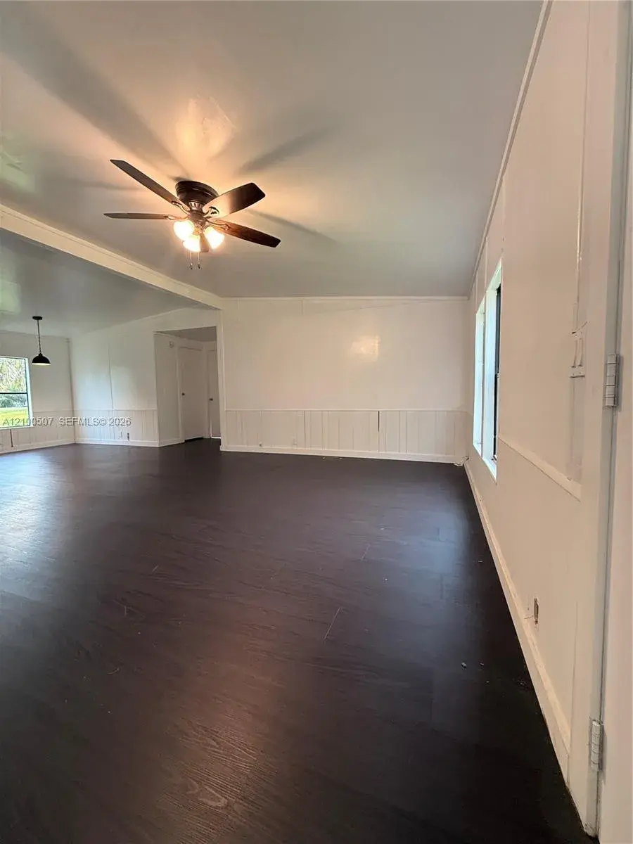 428 Ave D, Moore Haven FL 33471