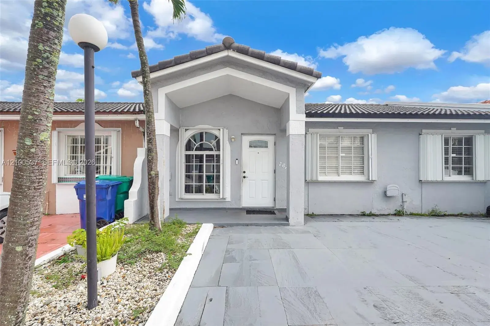 7677 NW 180th Ter, Hialeah FL 33015