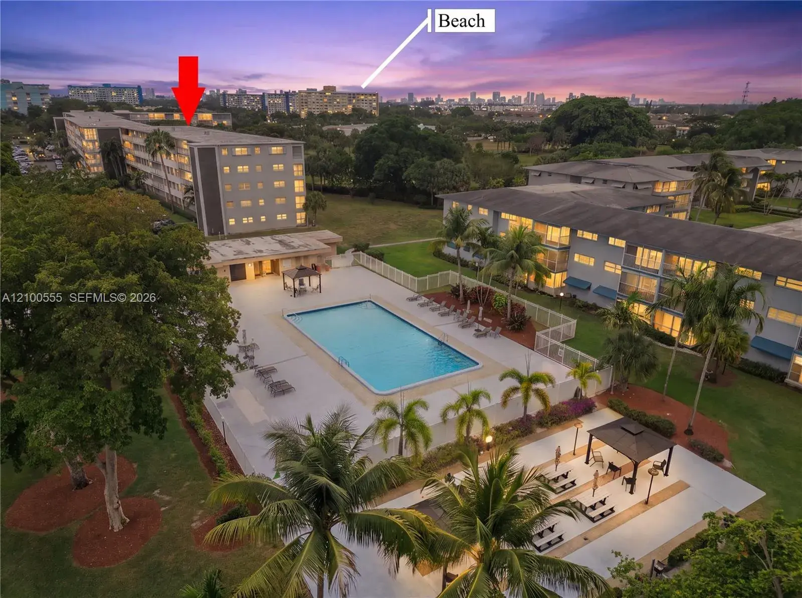 4800 Hillcrest Ln # 504, Hollywood FL 33021