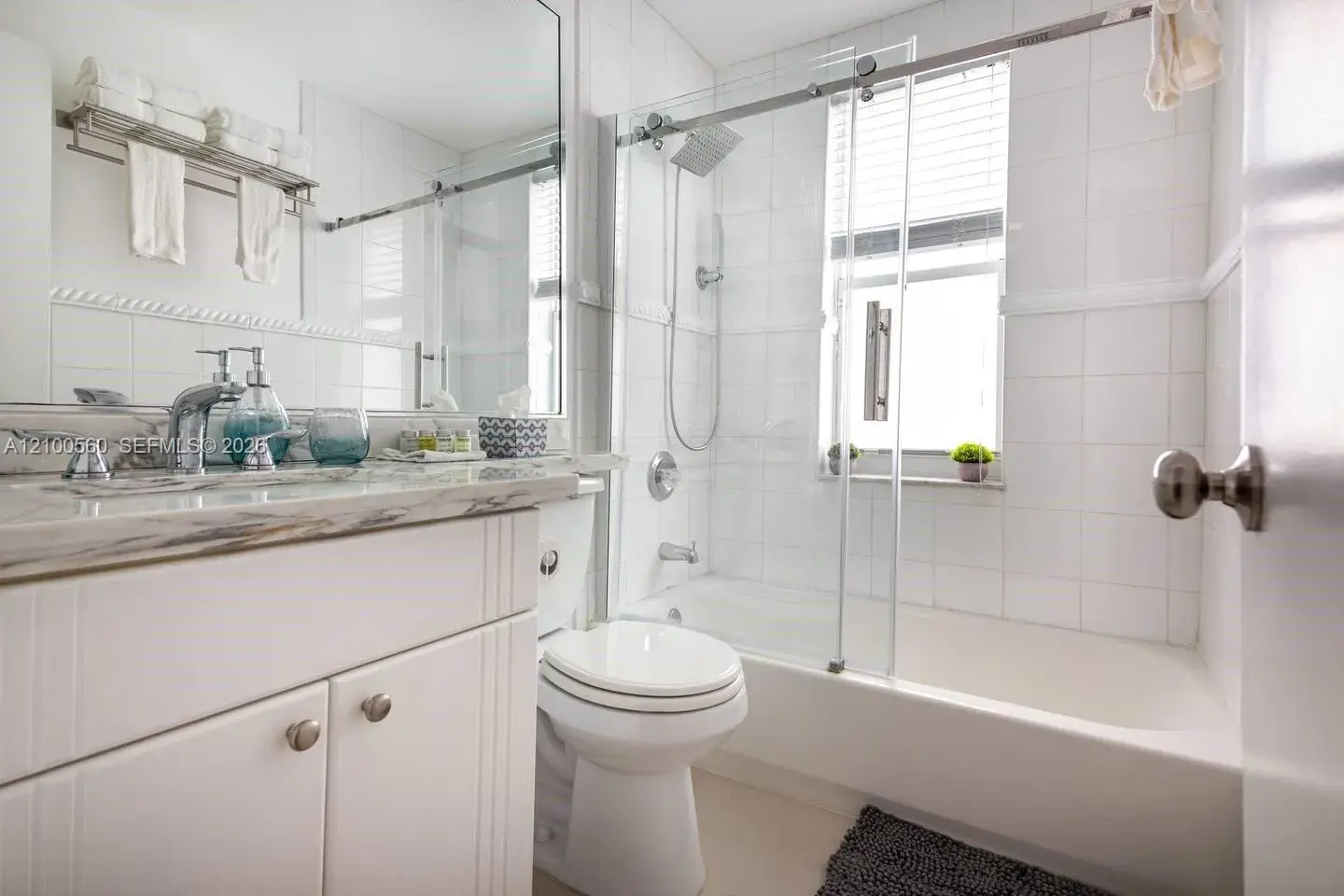 918 Ocean Dr # 201, Miami Beach FL 33139