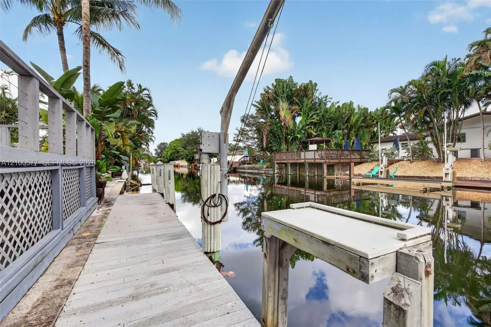 5921 SW 15th St, Plantation FL 33317
