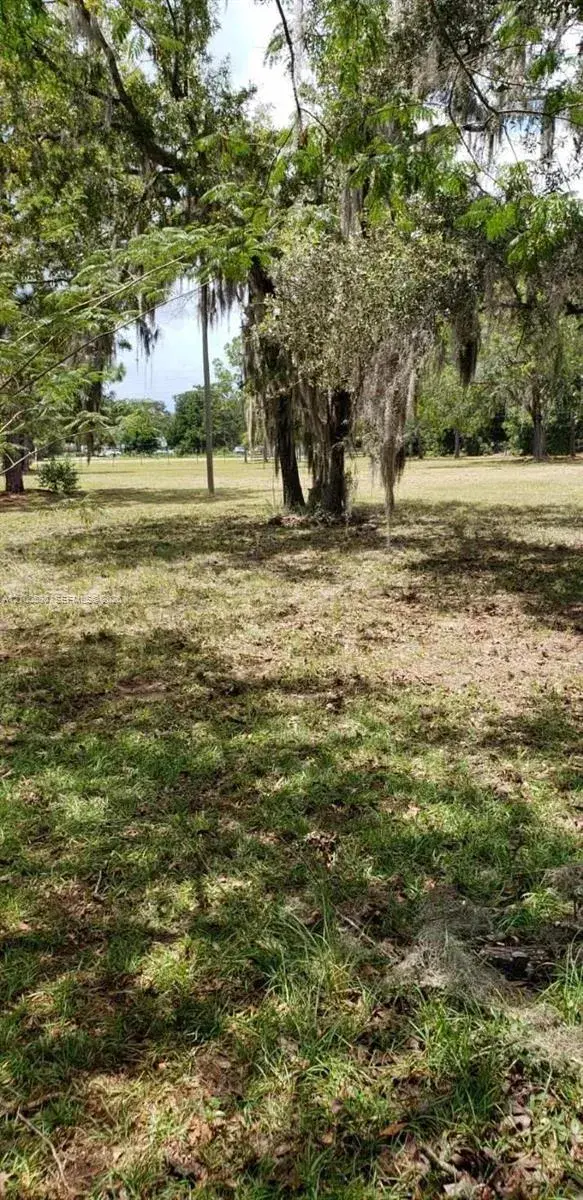 8049 E HIGHWAY 25, Other City - In The State Of Florida FL 34420