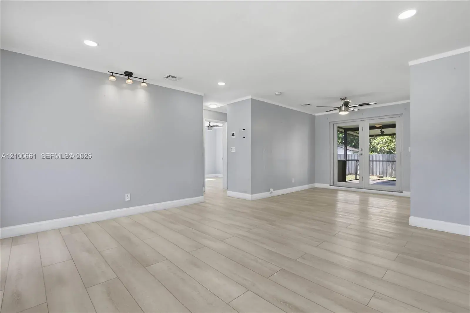1324 N 24th Ave, Hollywood FL 33020