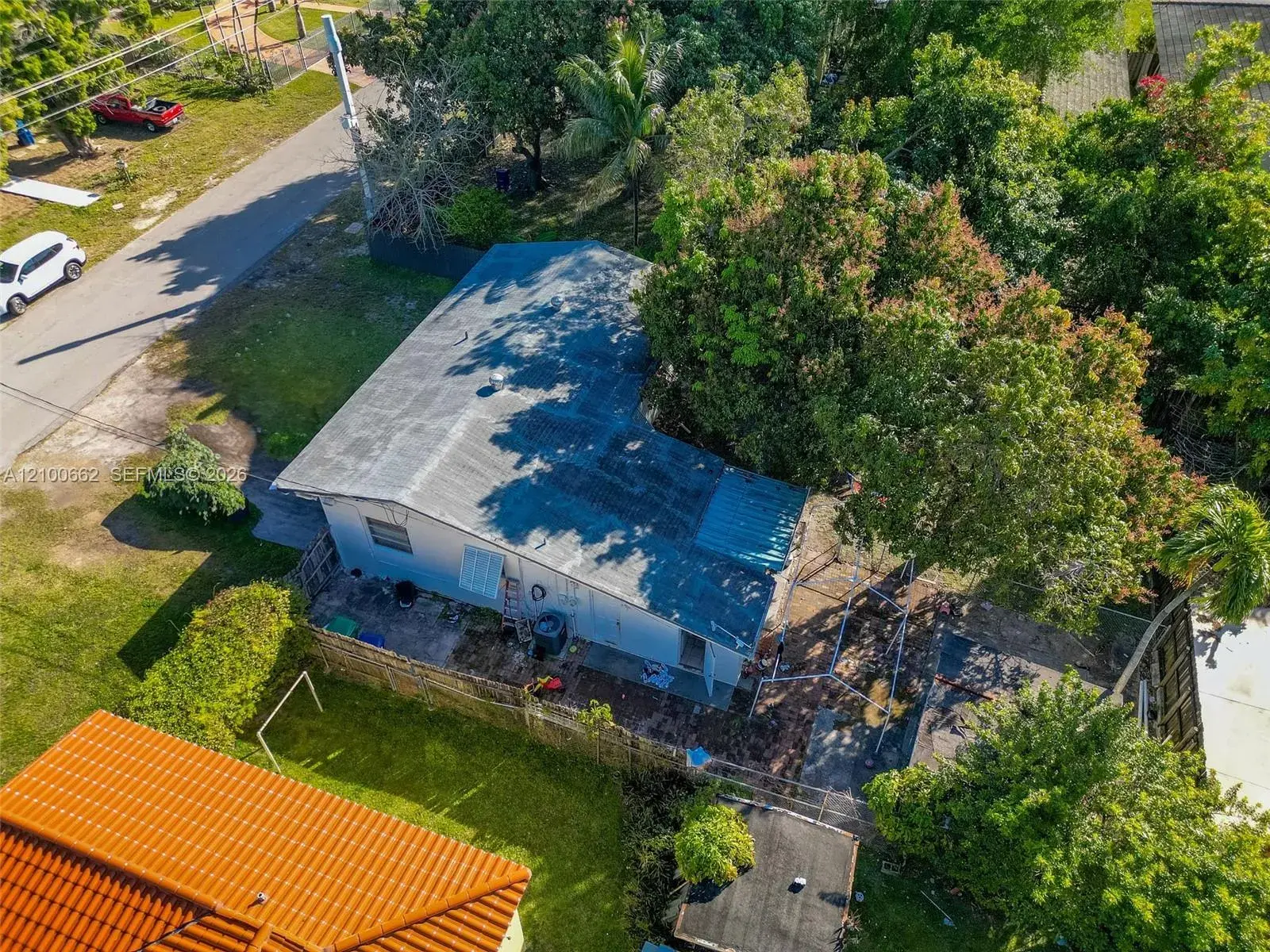 5886 SW 20th St, Miami FL 33155
