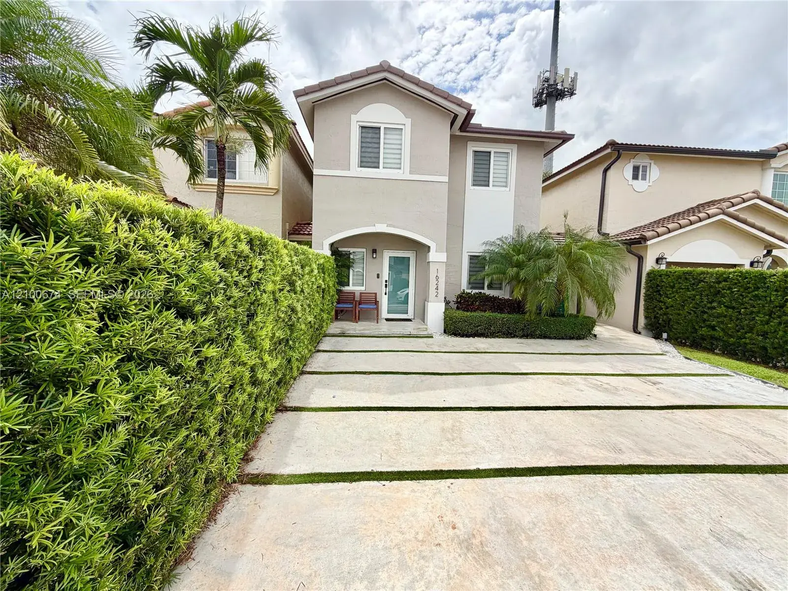 16242 SW 97th Ter, Miami FL 33196