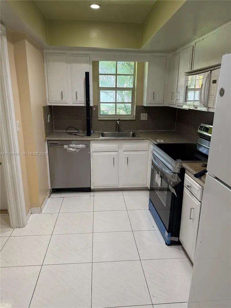 1420 SW 28th Ave # 6, Boynton Beach FL 33426
