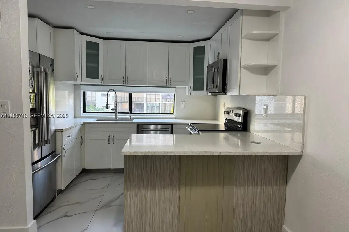 17021 N Bay Rd # 627, Sunny Isles Beach FL 33160