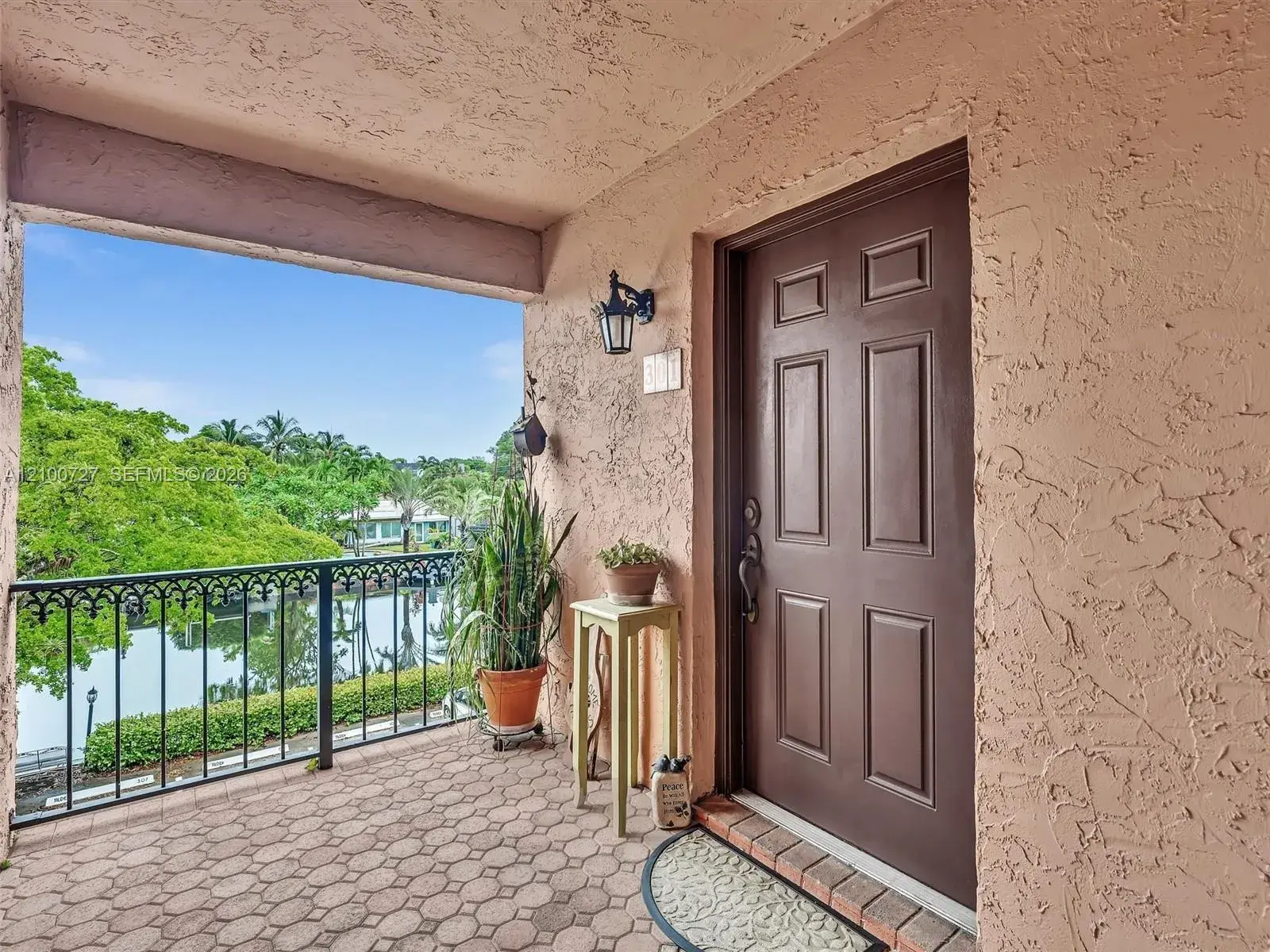 620 Tennis Club Dr # 301, Fort Lauderdale FL 33311