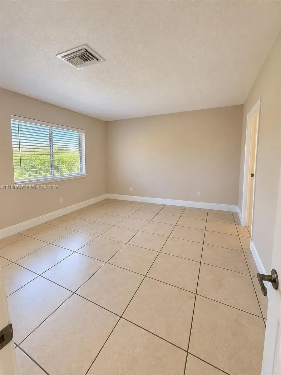 2832 Fillmore St # 21, Hollywood FL 33020