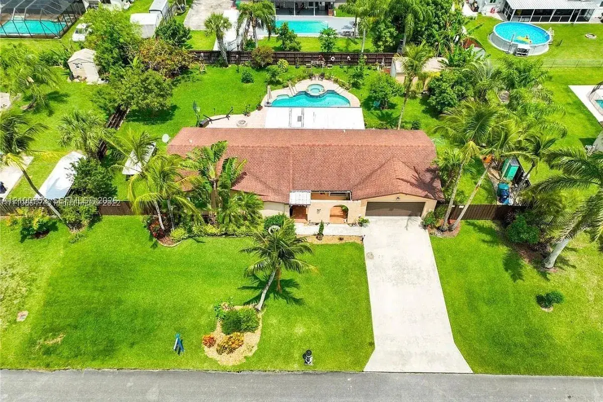 28125 SW 158th Pl, Homestead FL 33033