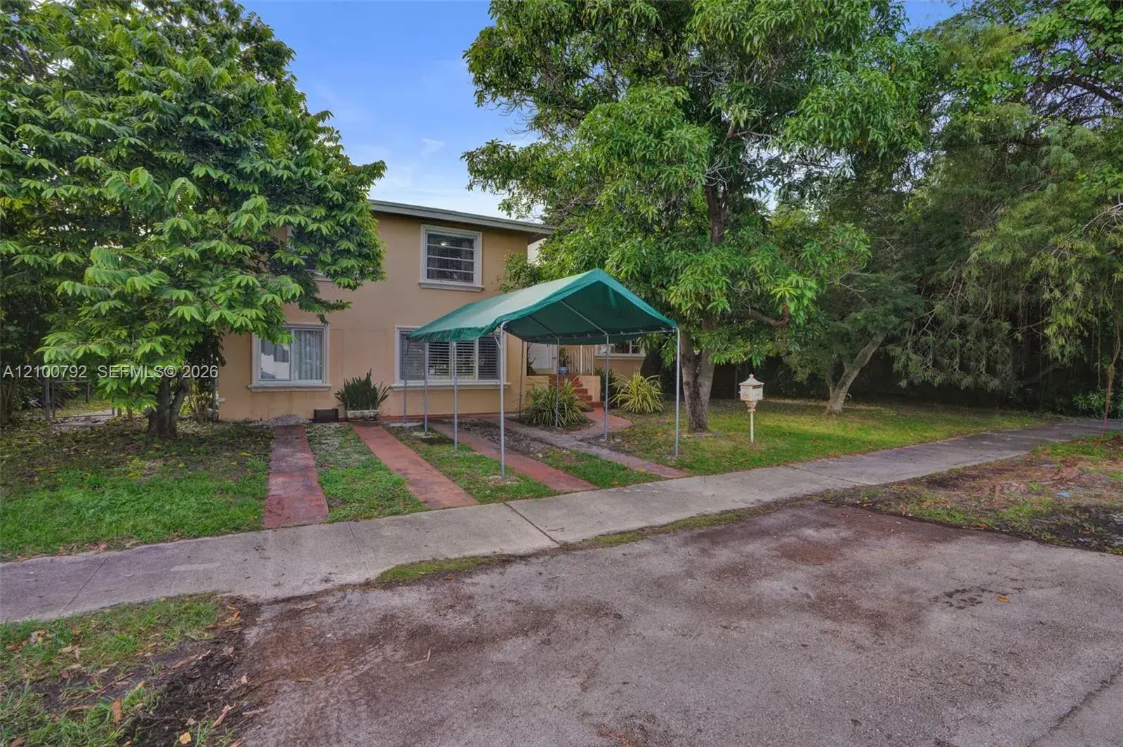 2210 SW 79th Ct, Miami FL 33155