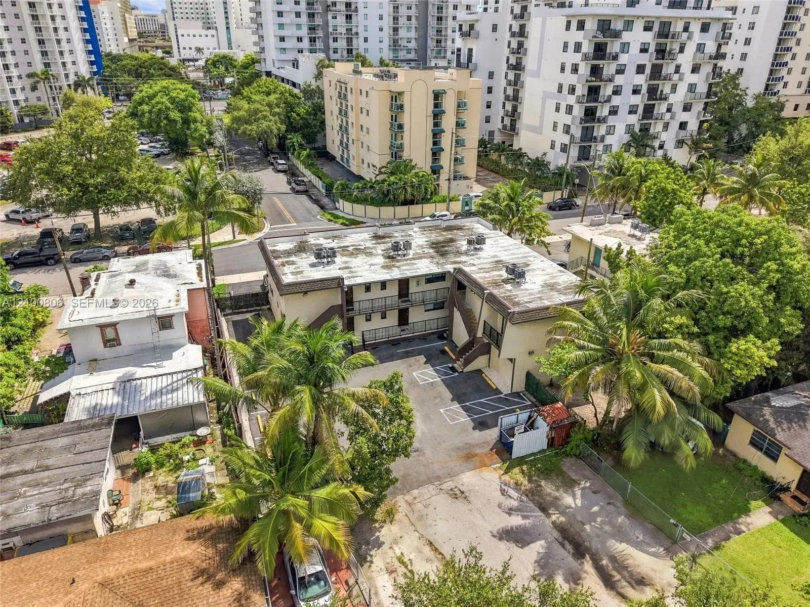 1484 NW 15th Ave, Miami FL 33125