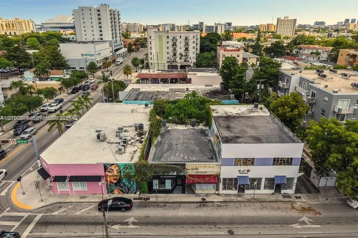 521 SW 12th Ave, Miami FL 33130