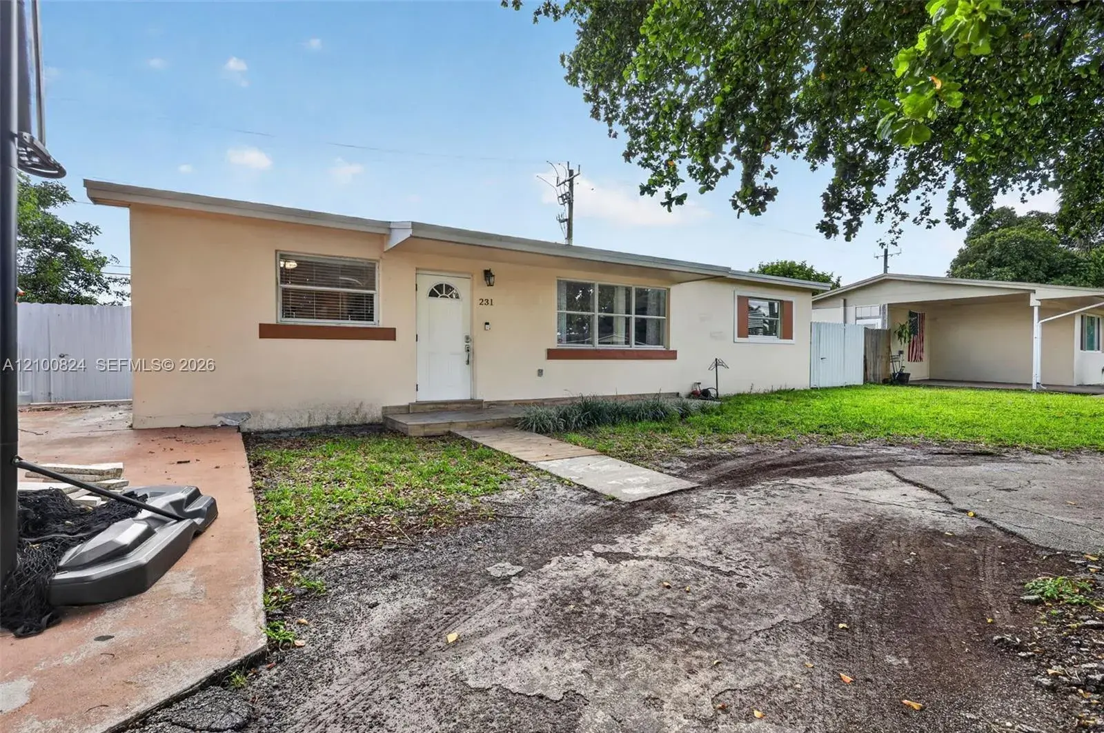 231 N 65th Ter, Hollywood FL 33024