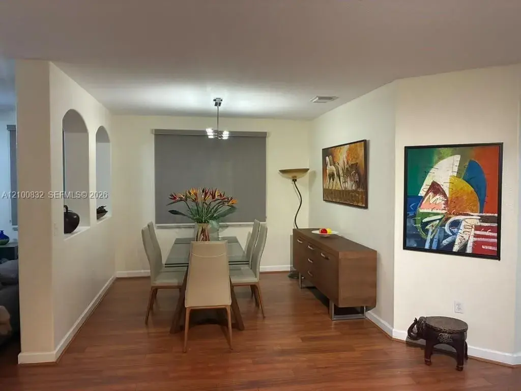 7901 NW 113th Pl, Doral FL 33178