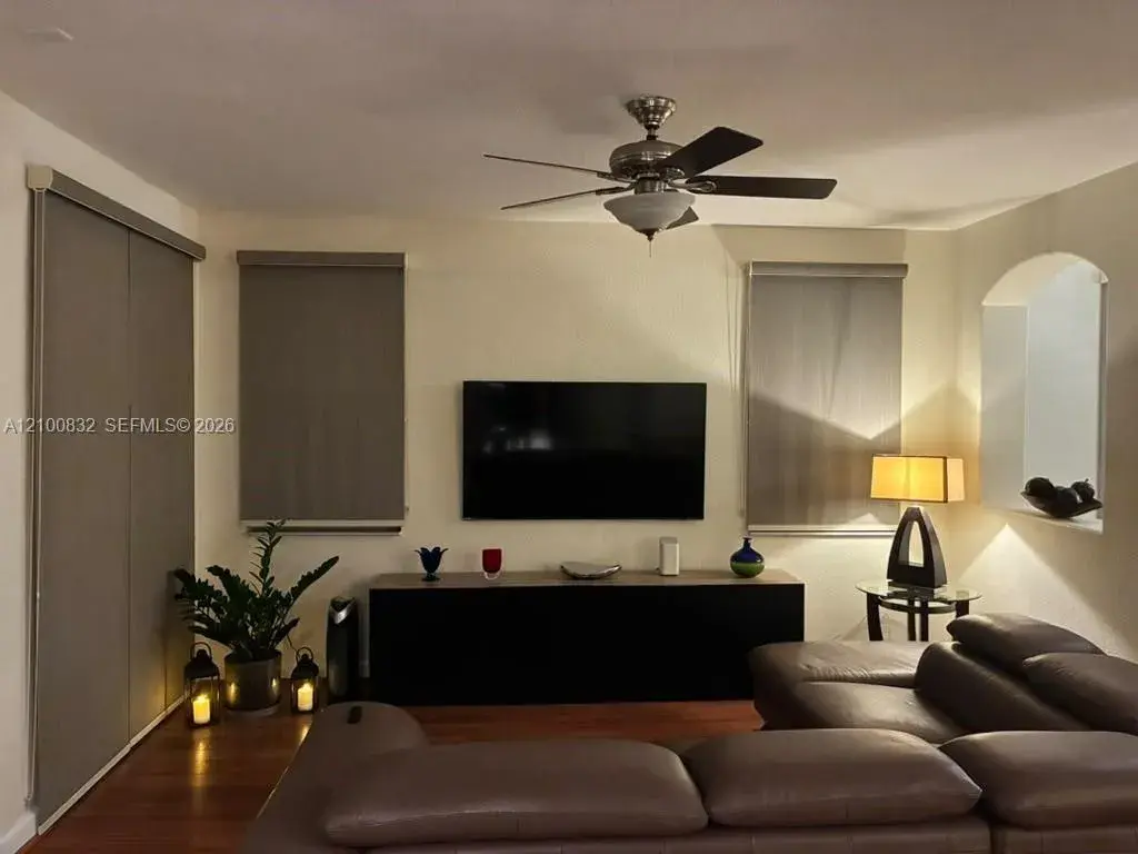 7901 NW 113th Pl, Doral FL 33178