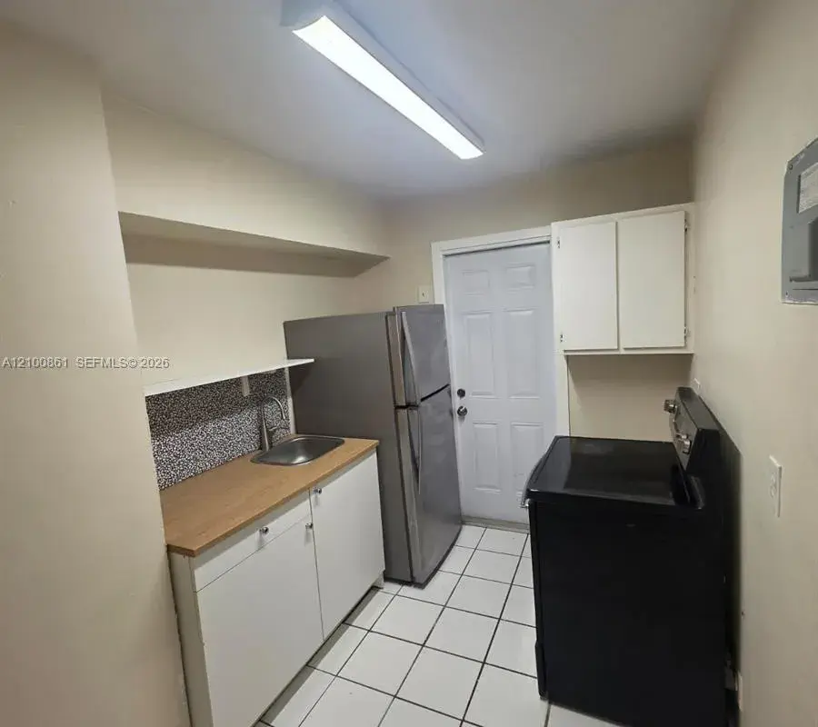 1105 SW 15th Ter # 4, Fort Lauderdale FL 33312