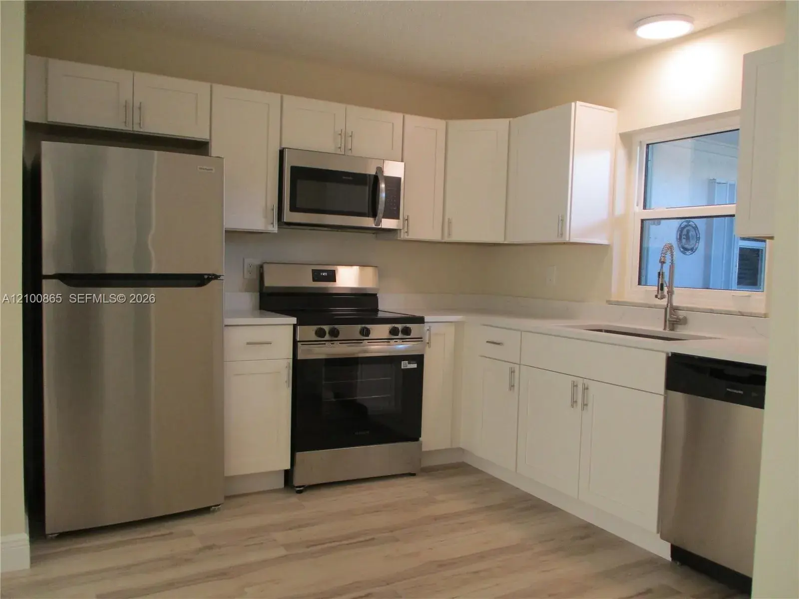 6531 SE SE Federal Hwy # J112, Stuart FL 34997