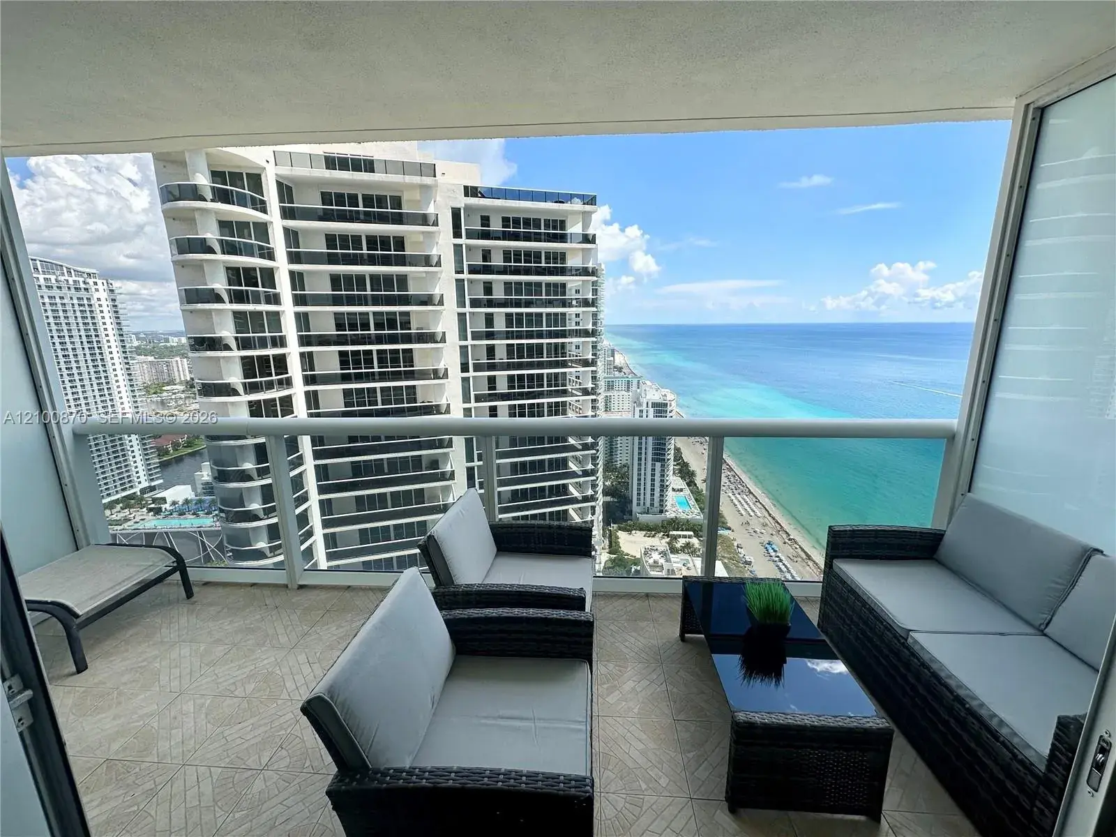 1830 N Ocean Dr # 4109, Hallandale Beach FL 33009