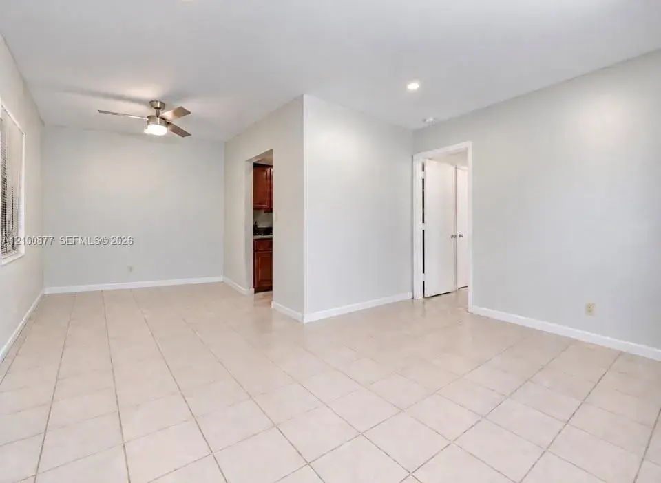 1213 SE 1st St # 3, Fort Lauderdale FL 33301