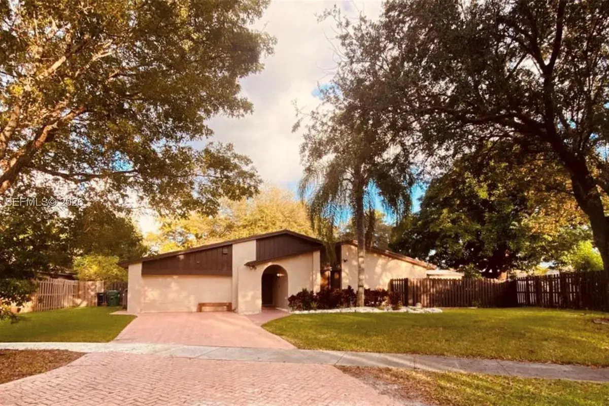 10705 SW 134th Ct, Miami FL 33186