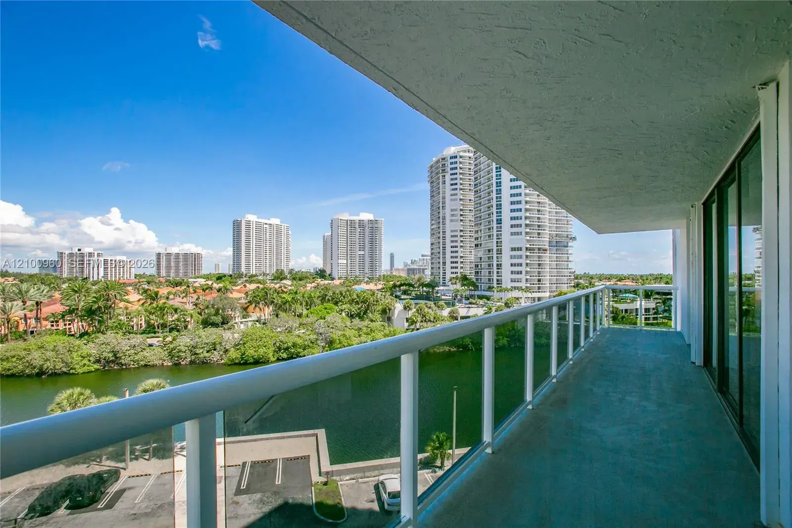 20505 E Country Club Dr # 731, Aventura FL 33180