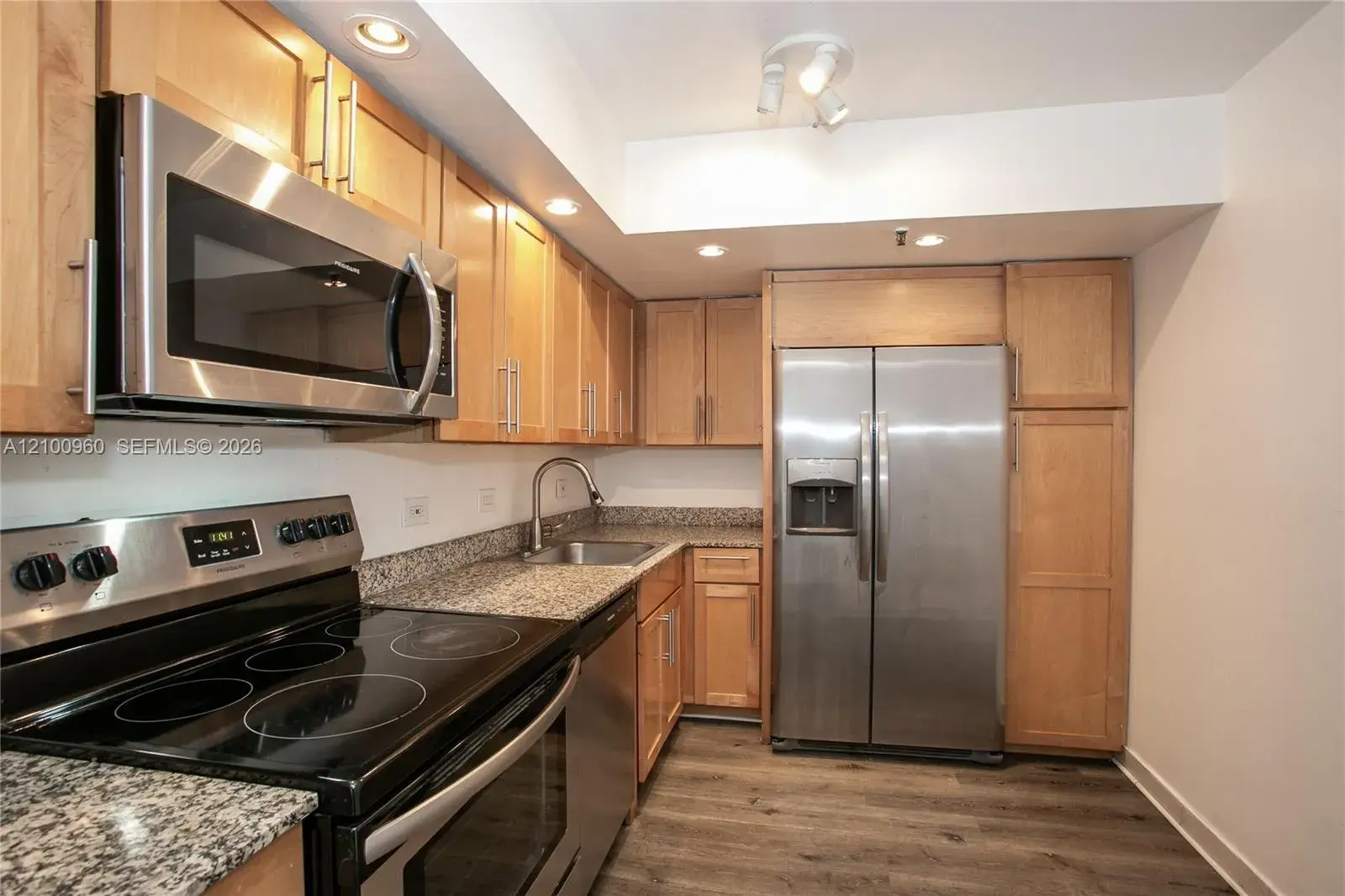 20505 E Country Club Dr # 731, Aventura FL 33180