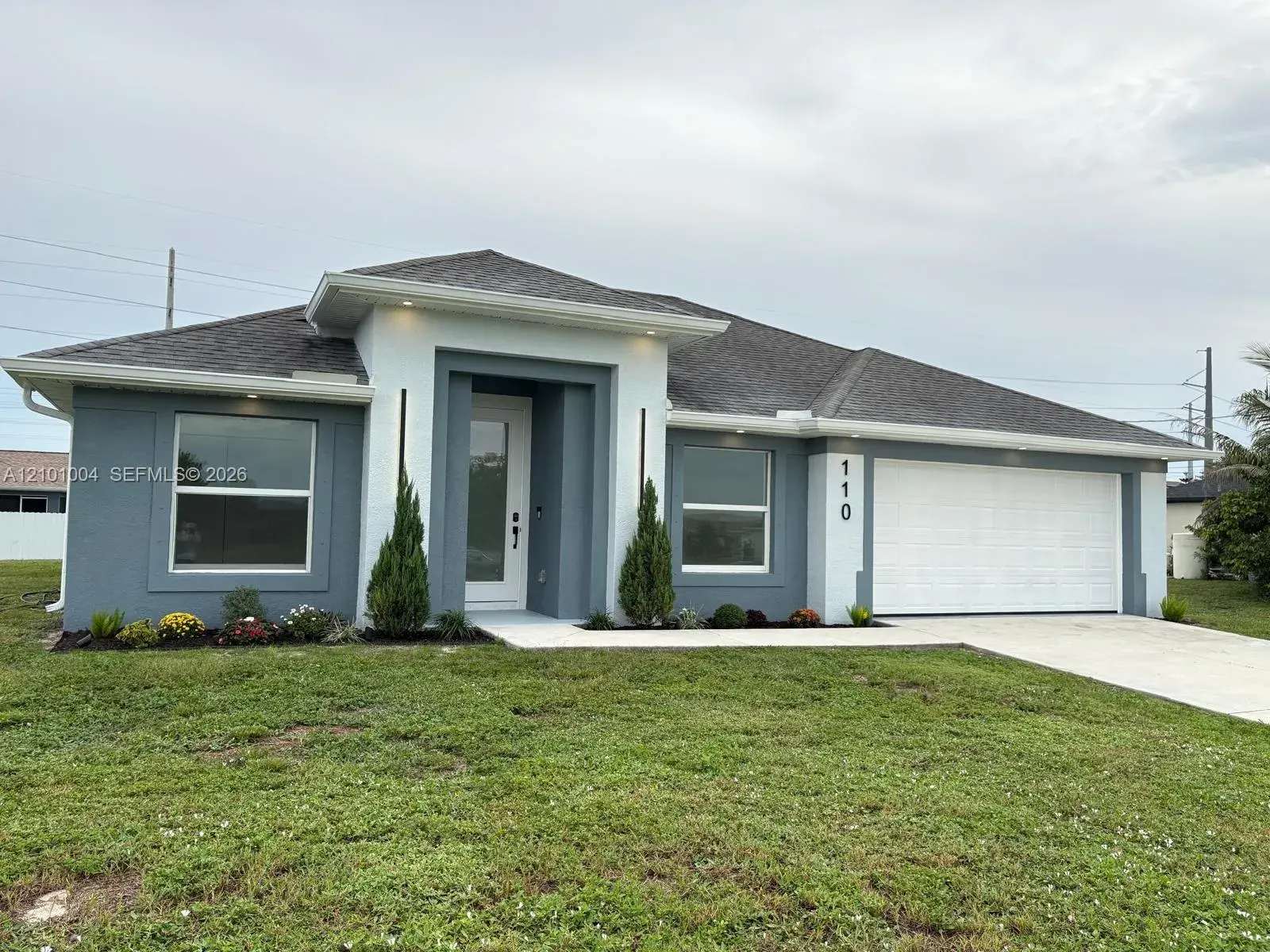 3 bedroom 2 bath Residential for sale at 110 NW 24th Ter, Cape Coral FL 33993