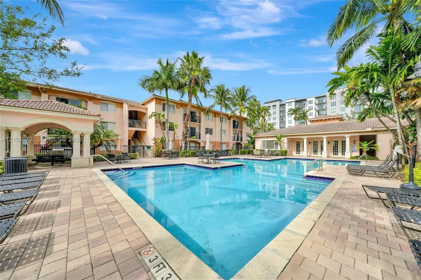 2005 SE 10th Ave # 417, Fort Lauderdale FL 33316