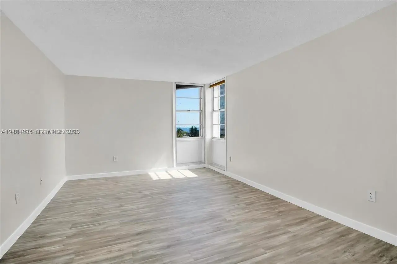 145 SE 25th Rd # 602, Miami FL 33129
