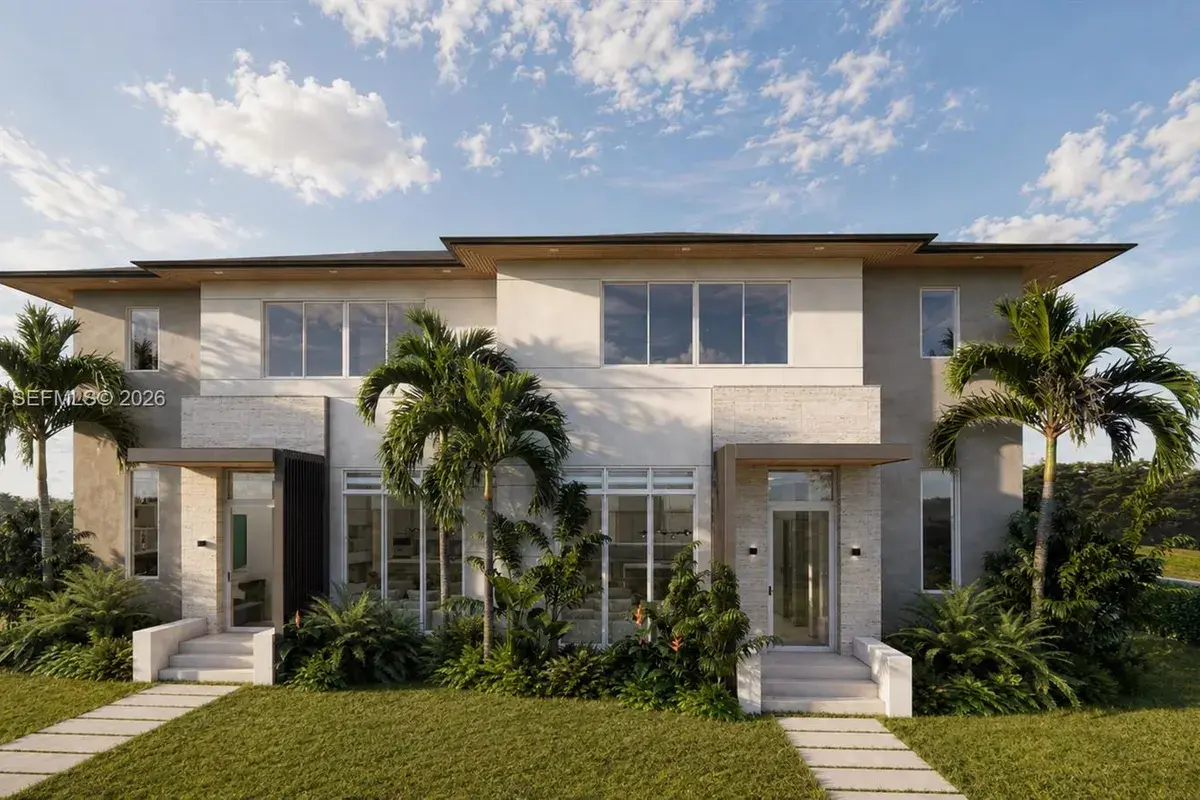 3600 Ponce de Leon Blvd # B, Coral Gables FL 33134