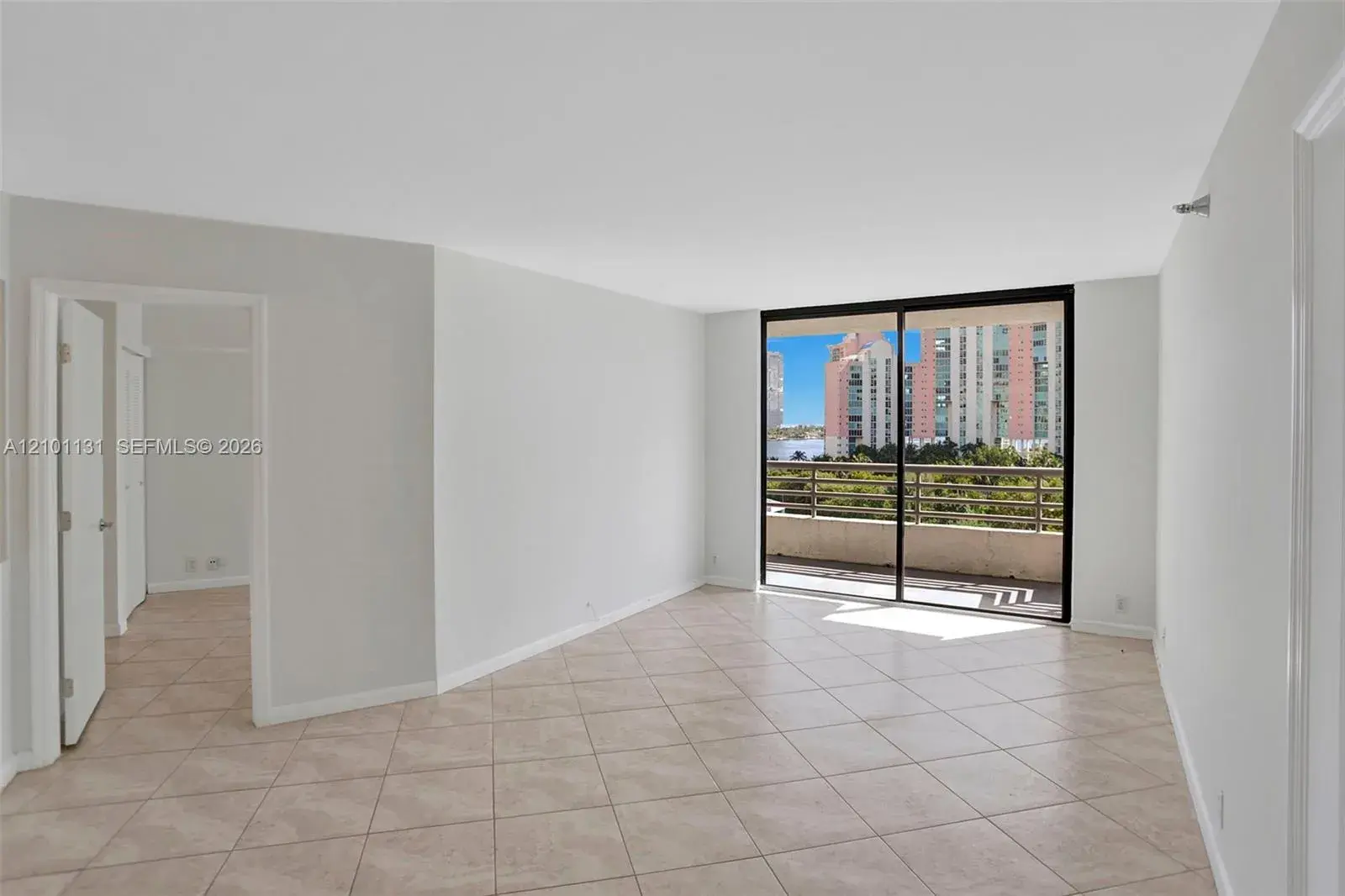 3300 NE 191st St # 1016, Aventura FL 33180