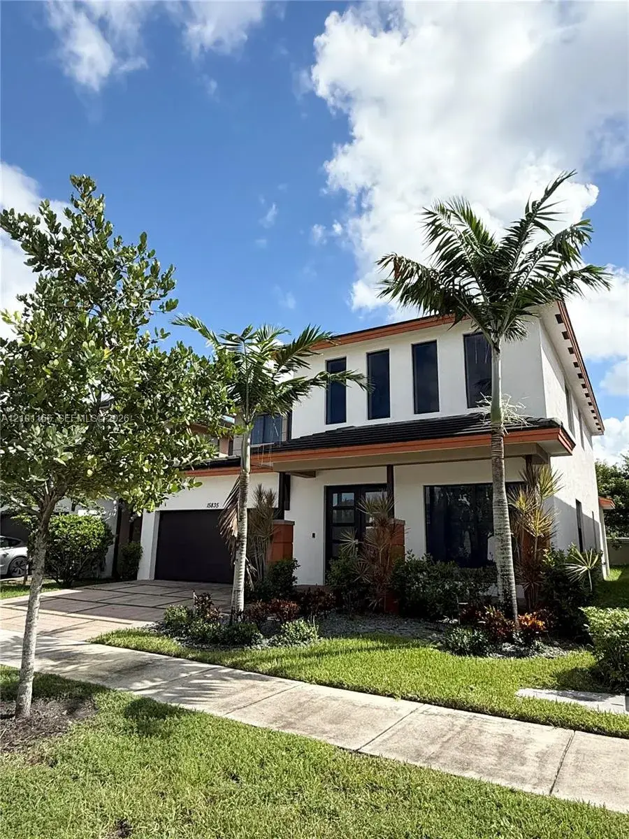 15835 NW 87th Ct, Miami Lakes FL 33018
