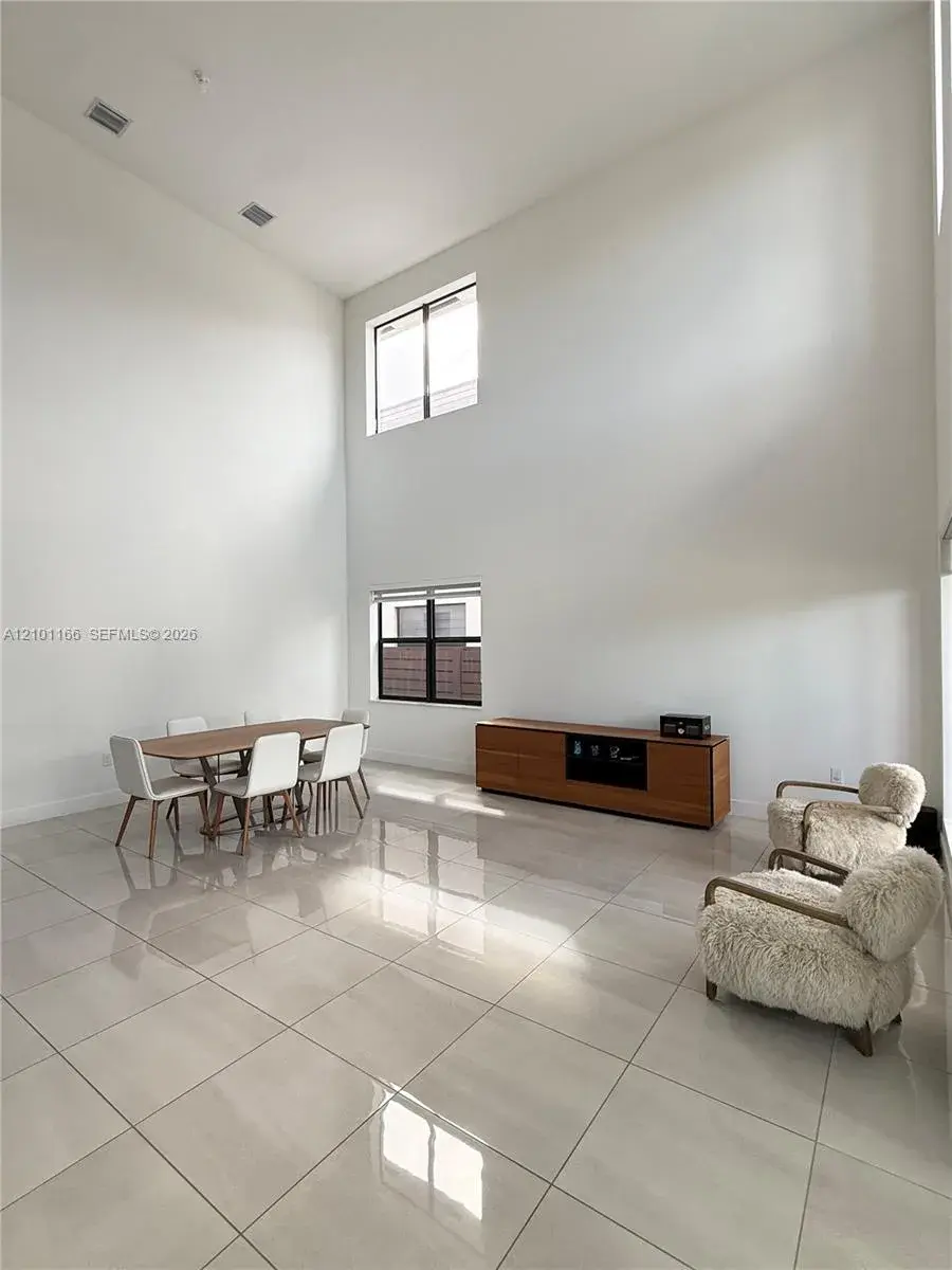 15835 NW 87th Ct, Miami Lakes FL 33018