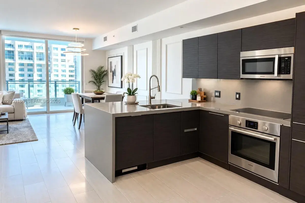 1080 Brickell Ave # 1606, Miami FL 33131