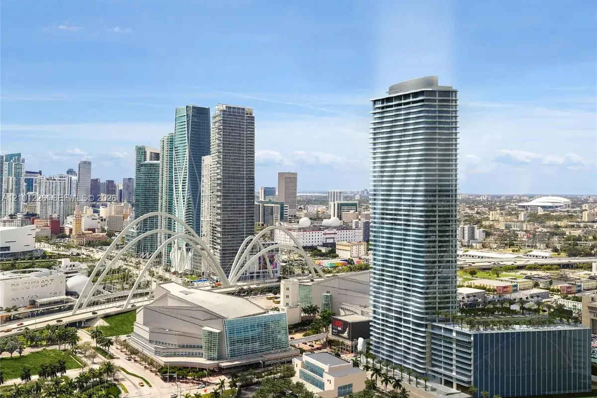 1400 Biscayne Blvd # 3001, Miami FL 33132