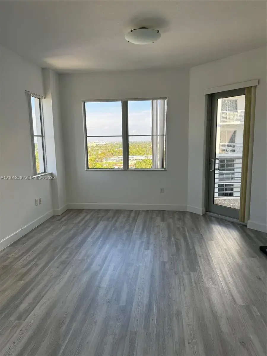1830 Radius Dr # 1101, Hollywood FL 33020