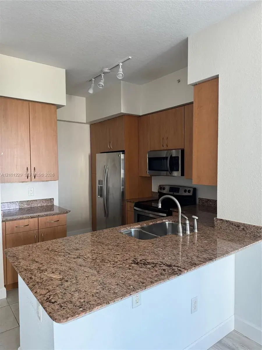 1830 Radius Dr # 1101, Hollywood FL 33020