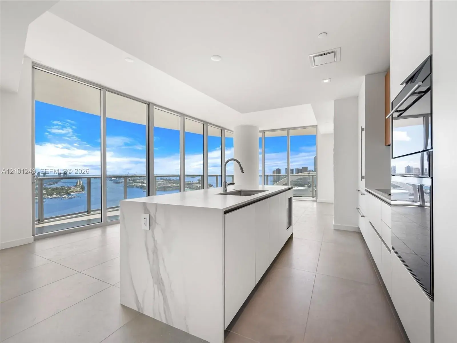 1400 Biscayne Blvd # 701, Miami FL 33132