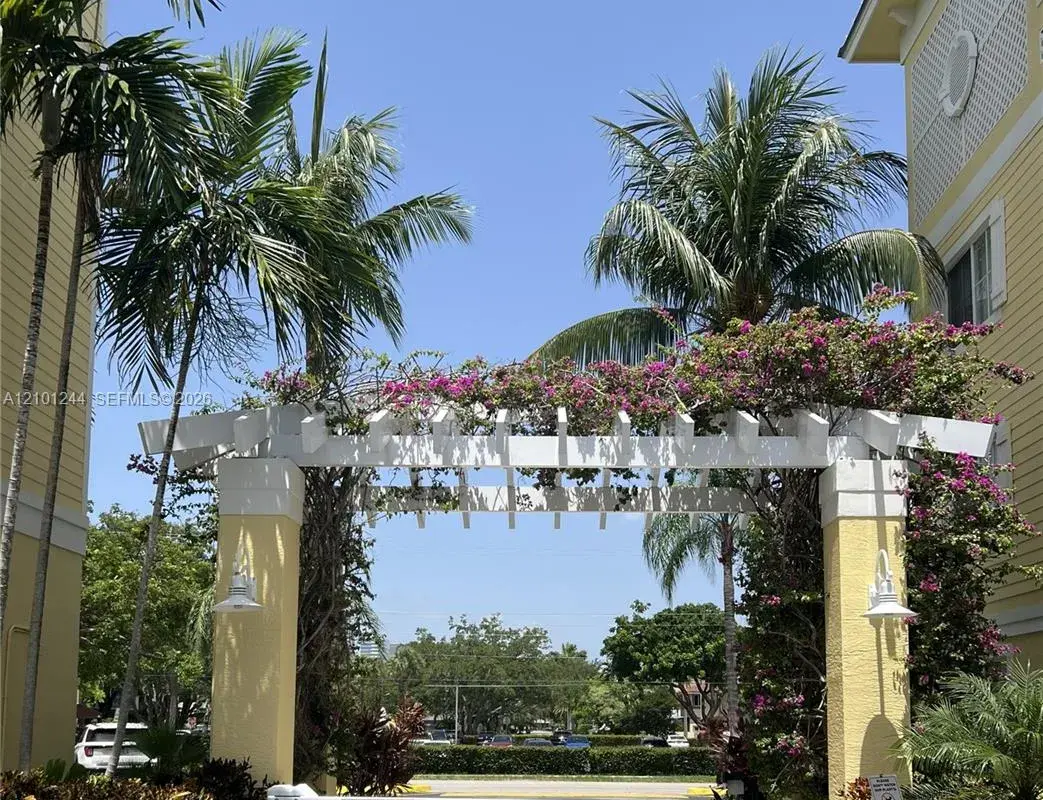 150 NE 15th Ave # 144, Fort Lauderdale FL 33301