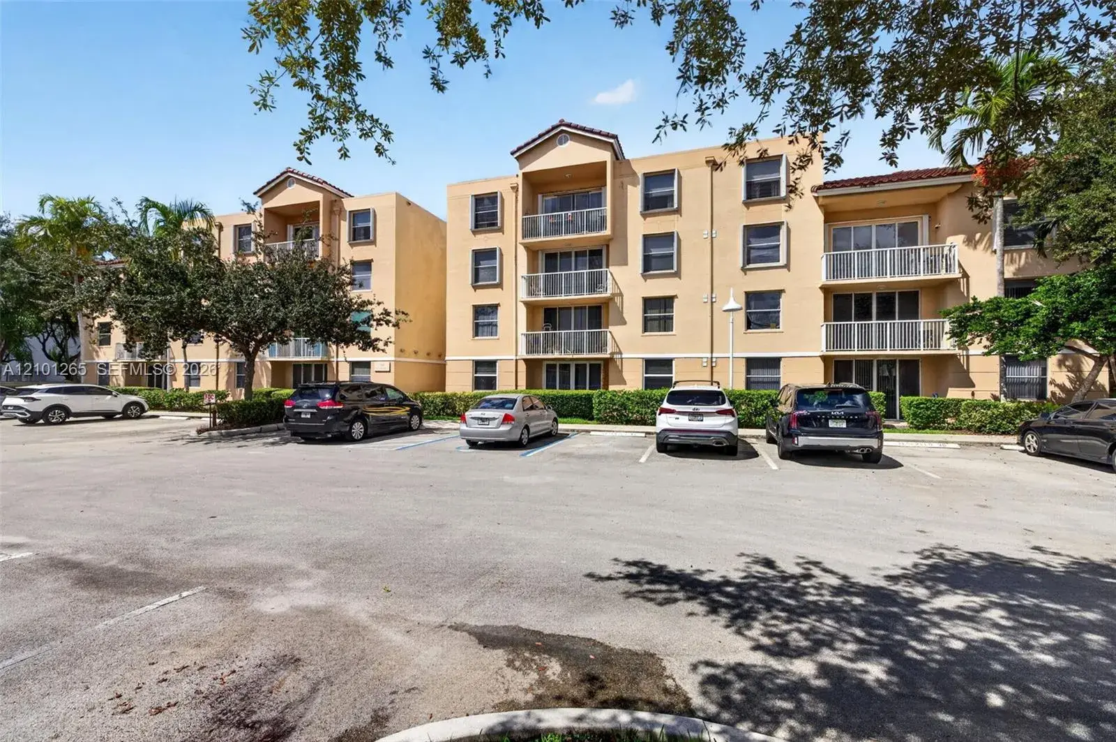 529 E Sheridan St # 3041, Dania Beach FL 33004