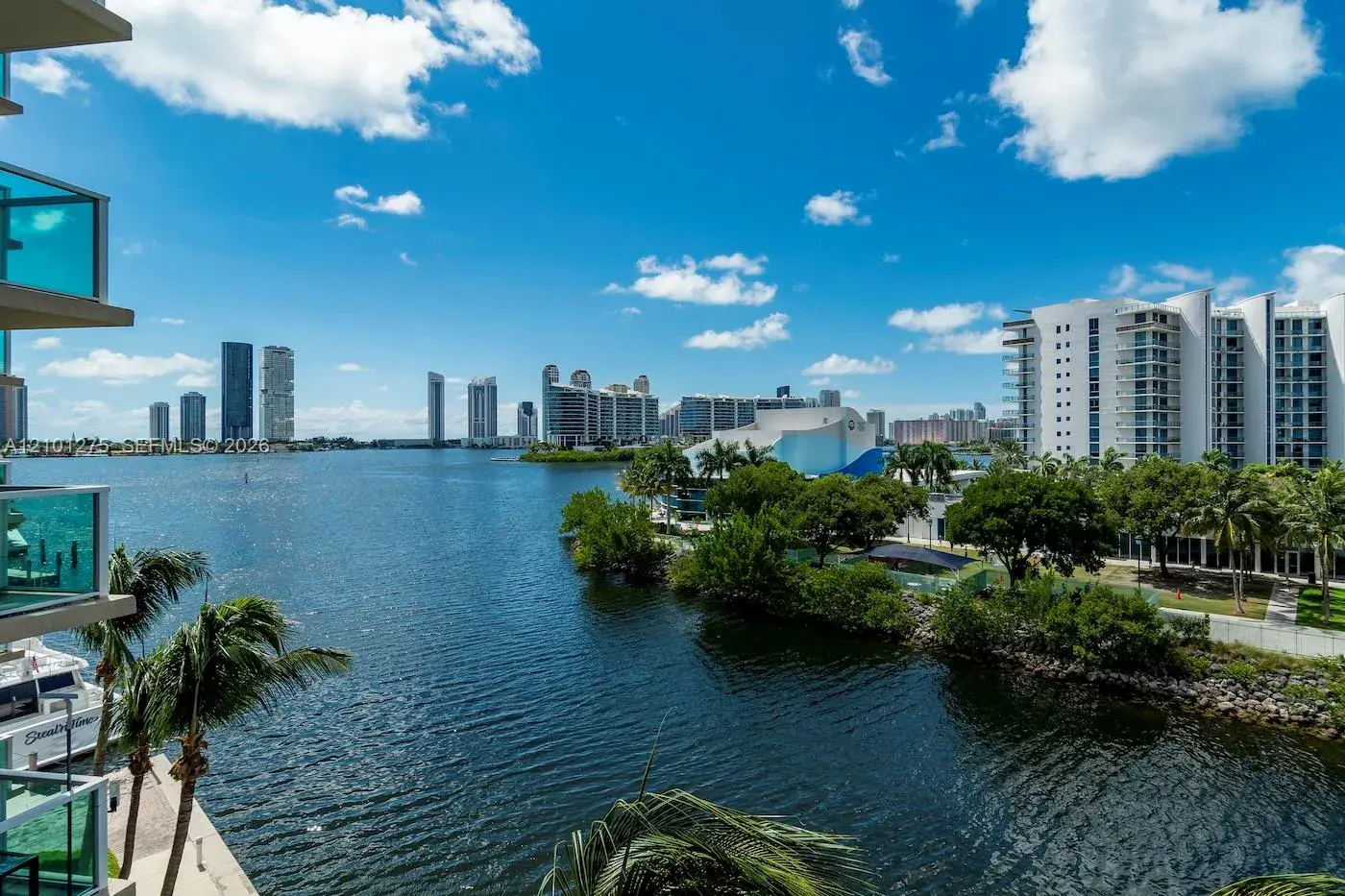 3330 NE 190 ST # 516, Aventura FL 33180