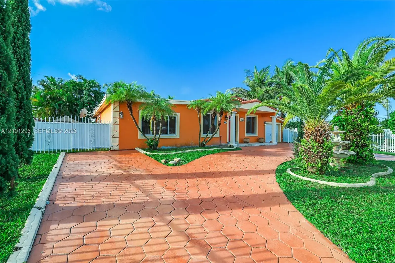 11840 SW 171st Ter, Miami FL 33177